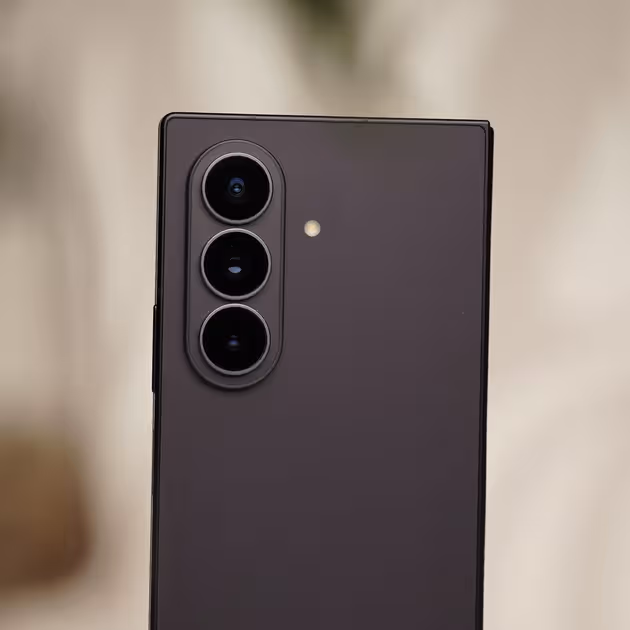 Samsung Galaxy Z Fold 8 Ultra - Image 10