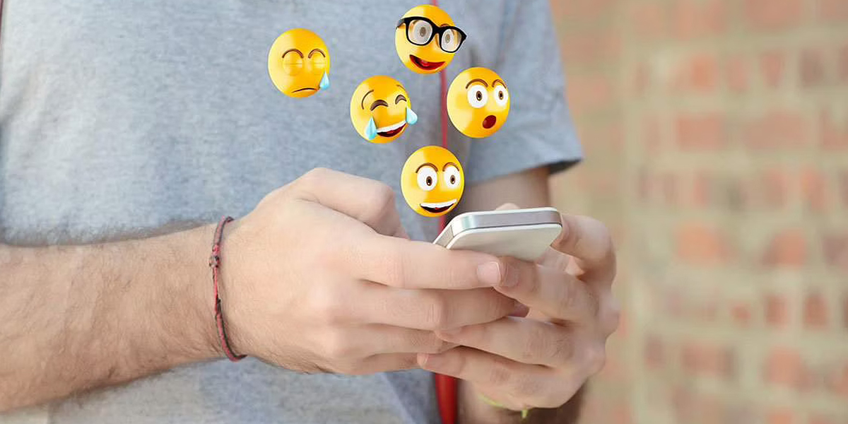 WhatsApp rolled out emoji reactions for chat replies