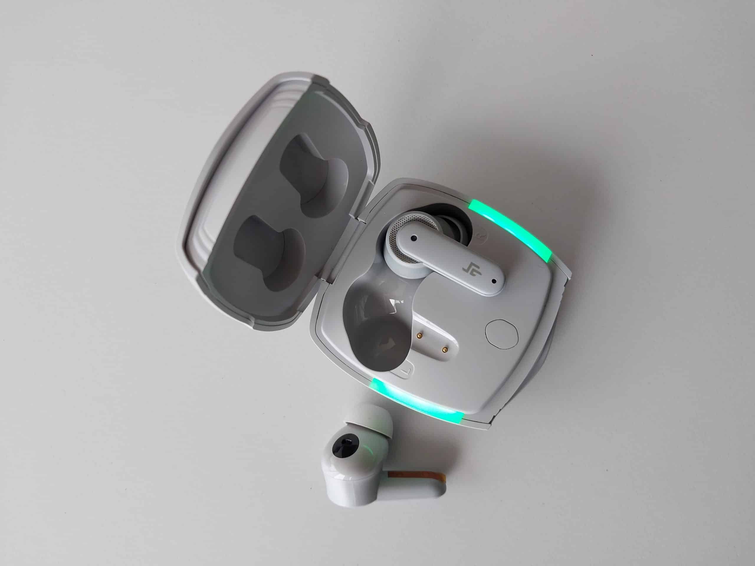 CrossBeats Fury Gaming Earbuds - Features