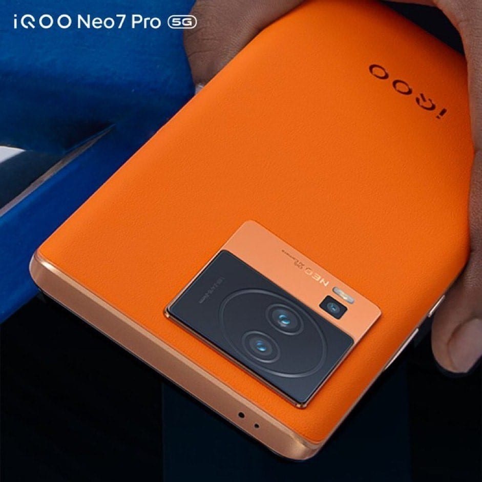 iQOO Neo 7 Pro – Design