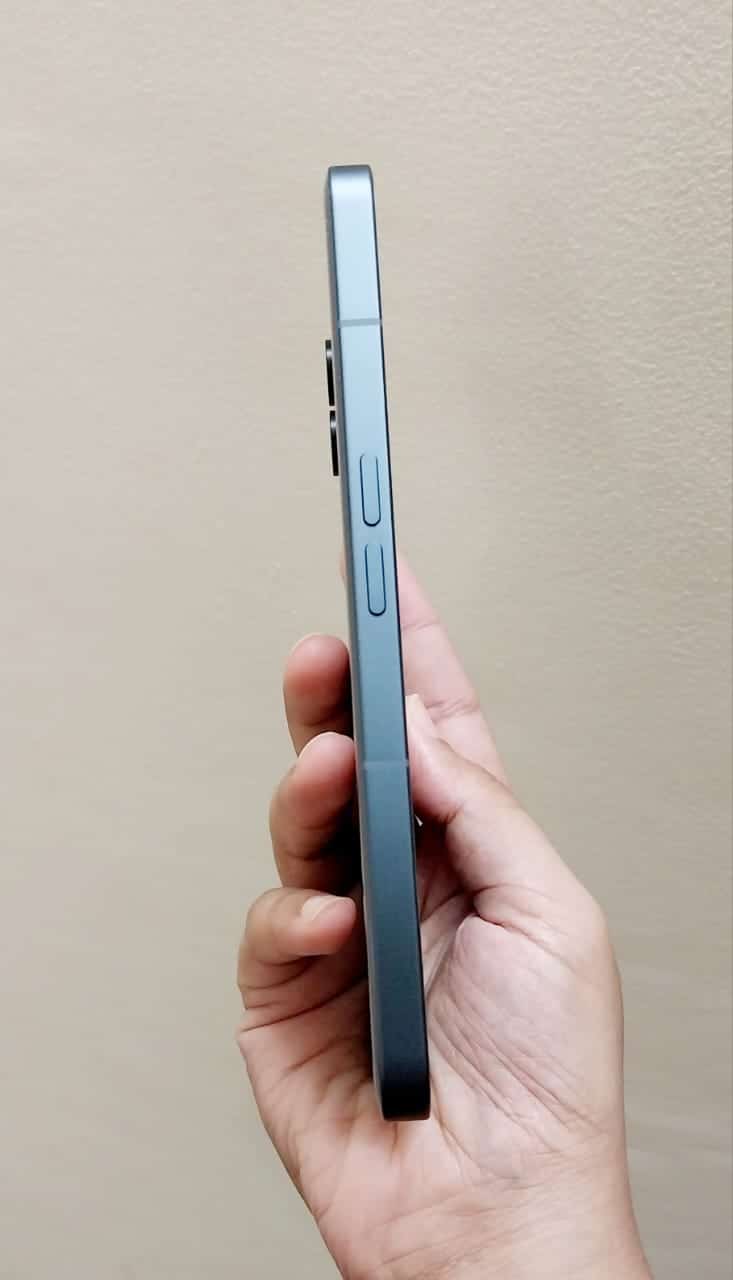 Phone 2 side by side