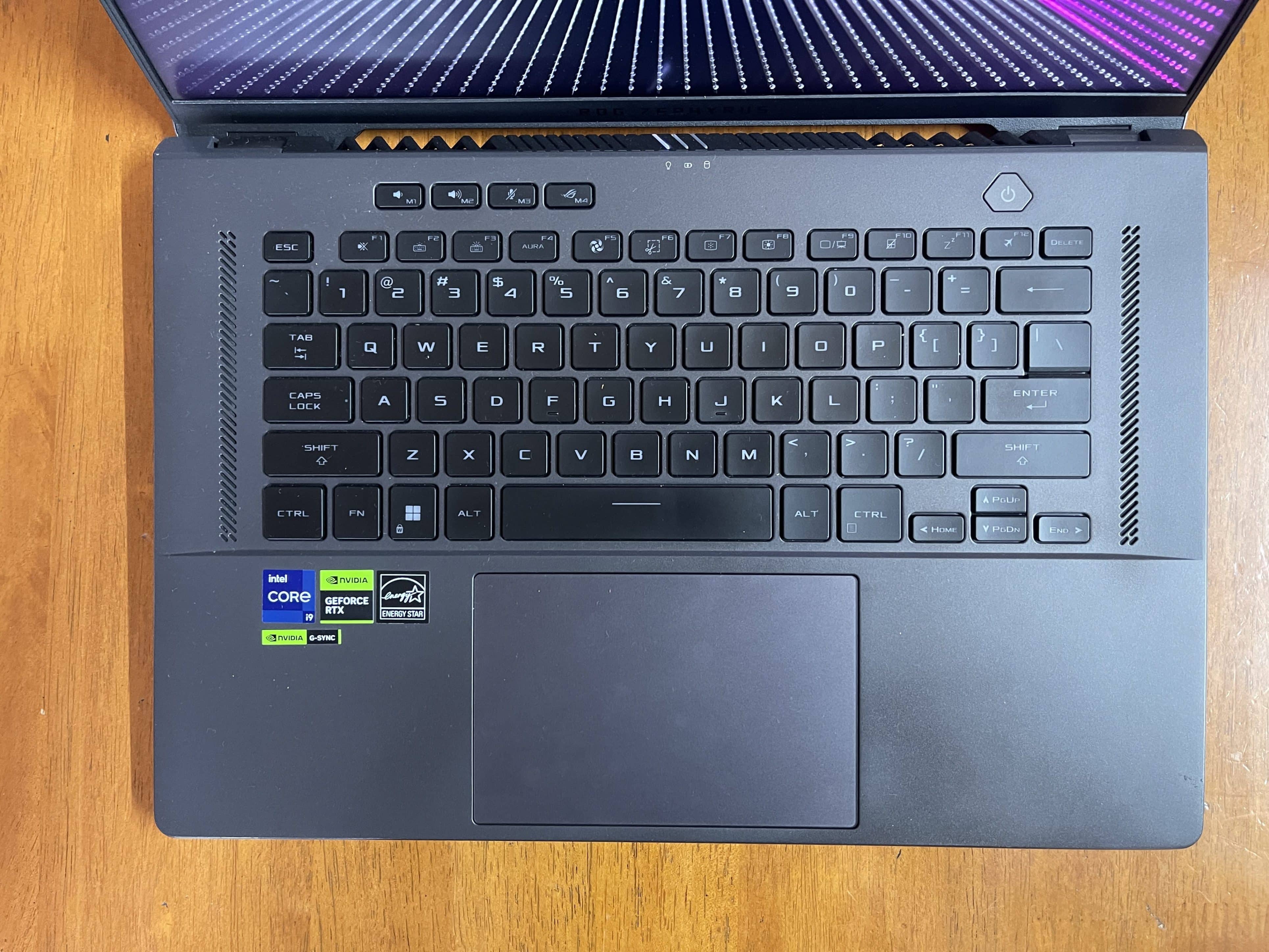 Asus ROG Zephyrus G16 (2023): Design