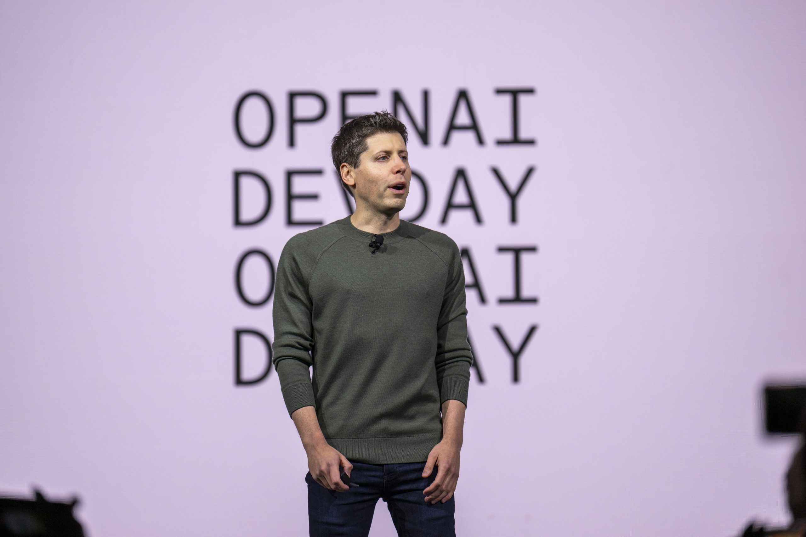 Sam Altman in Talks for OpenAI CEO Reinstatement Amidst Leadership Shake-up