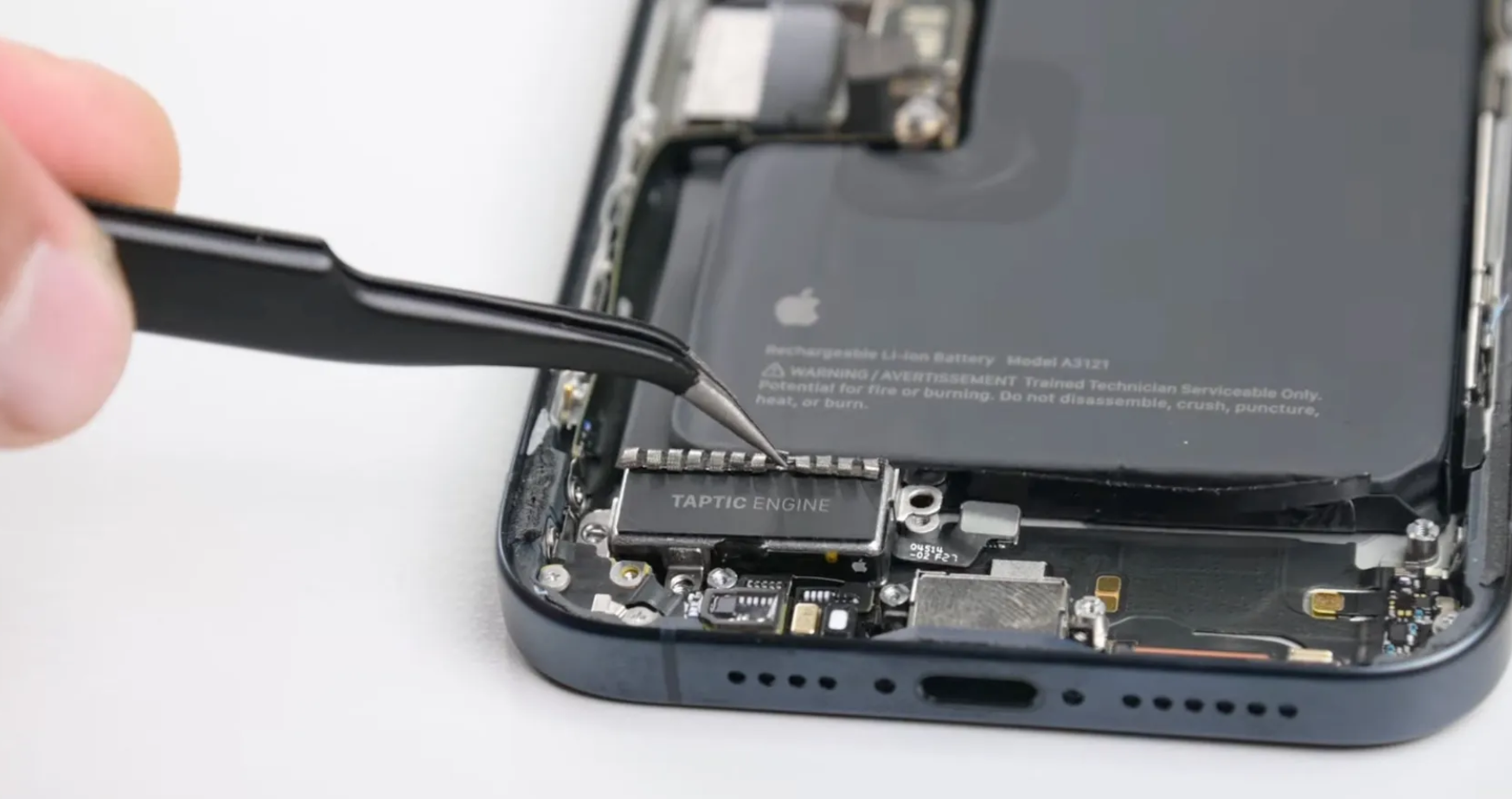 Apple Addresses iPhone 15 Overheating with Software Update