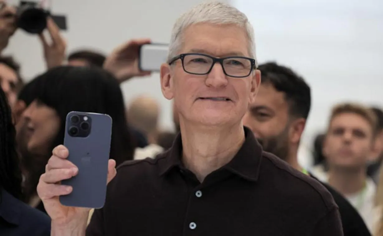 Tim Cook Shares Personal Insights in Exclusive Interview with Dua Lipa