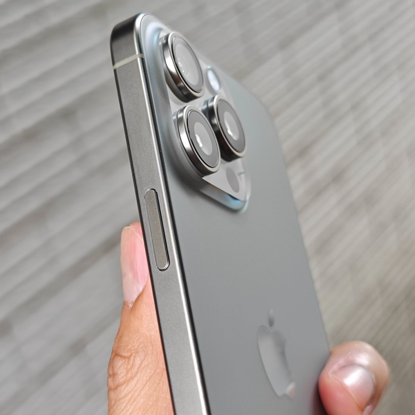 iPhone 15 Pro Max’s Innovative with Glass-Plastic Lens Technology