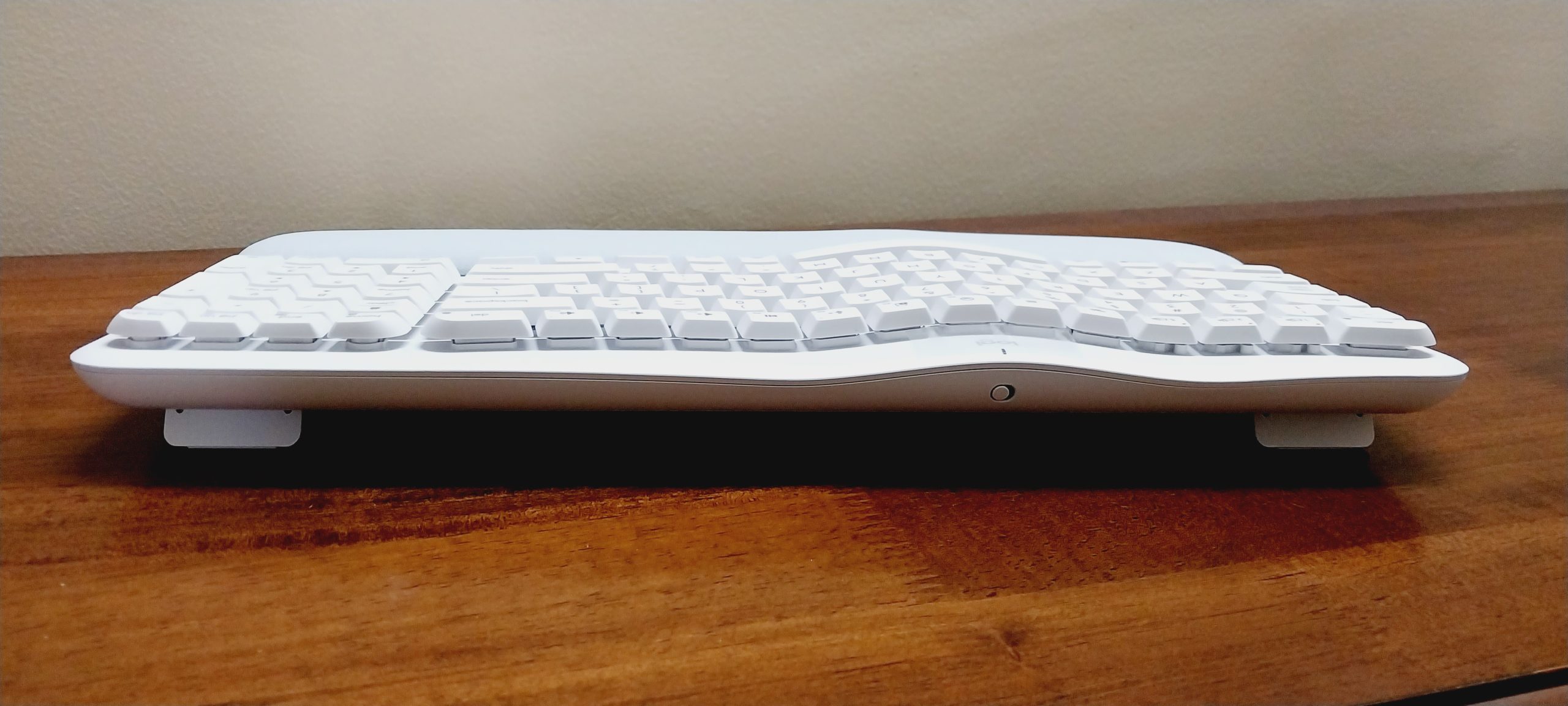 Logitech Wave Keys Keyboard - Typing Test