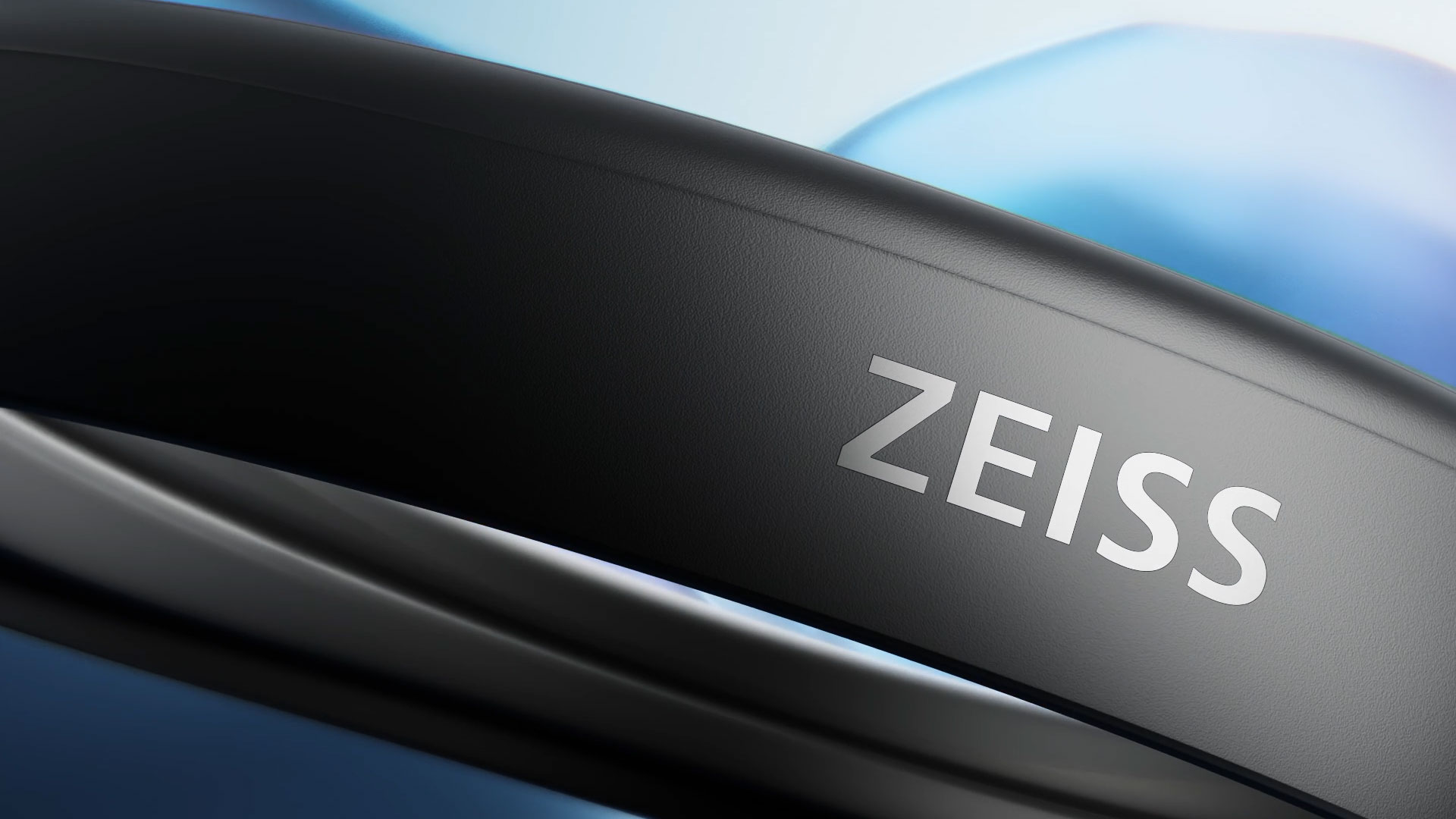 Apple and ZEISS: Collaborating on Visual Experience