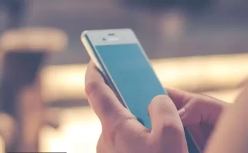 Samsung Leads the Way as India's Smartphone Market Sees a Resurgence in 2023: Counterpoint 