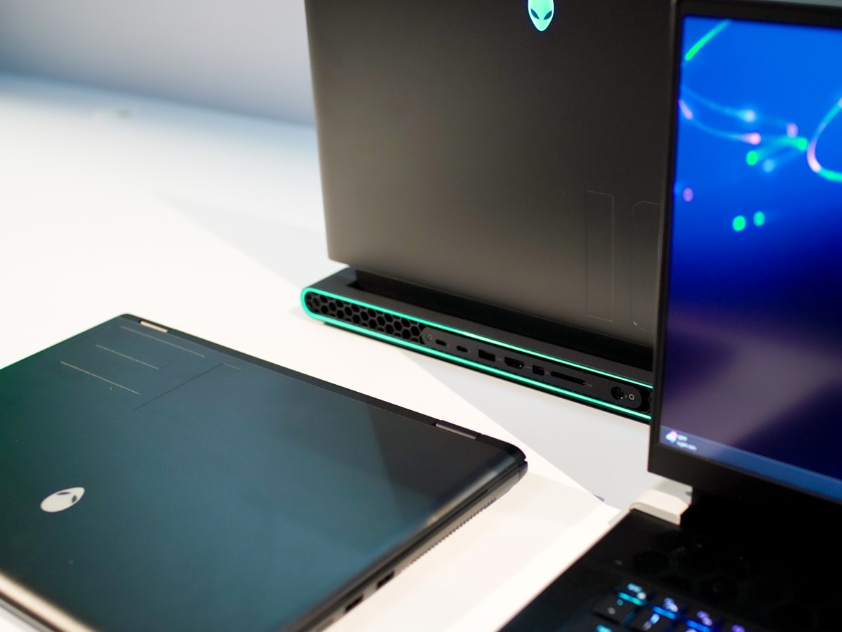 Dell Alienware m18 R2 Features & Specifications