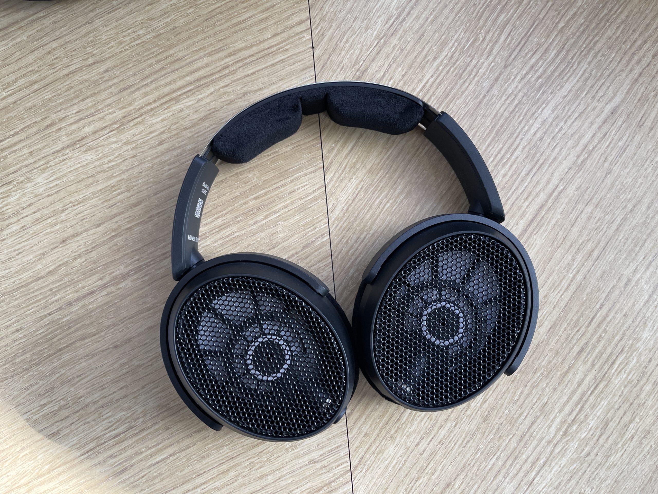 Sennheiser HD 490 PRO+ Review: Additional Features