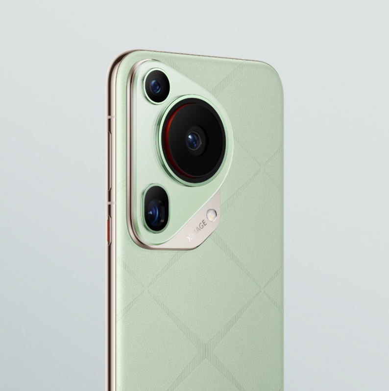 Retractable 50MP main camera with variable aperture from f/1.6 to f/4.0