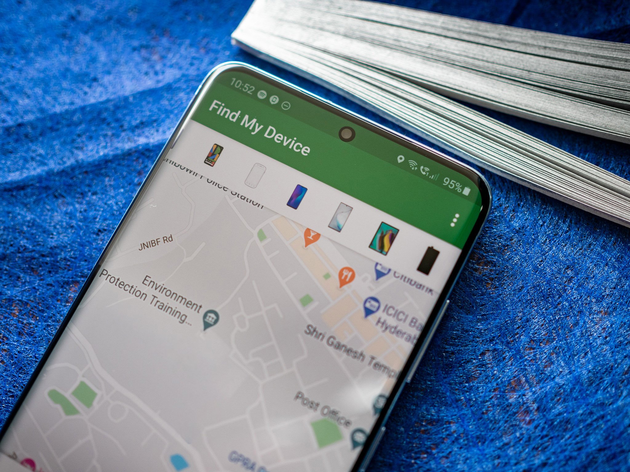 Google Starts Android Find My Device Network Rollout with Limited UWB Integration