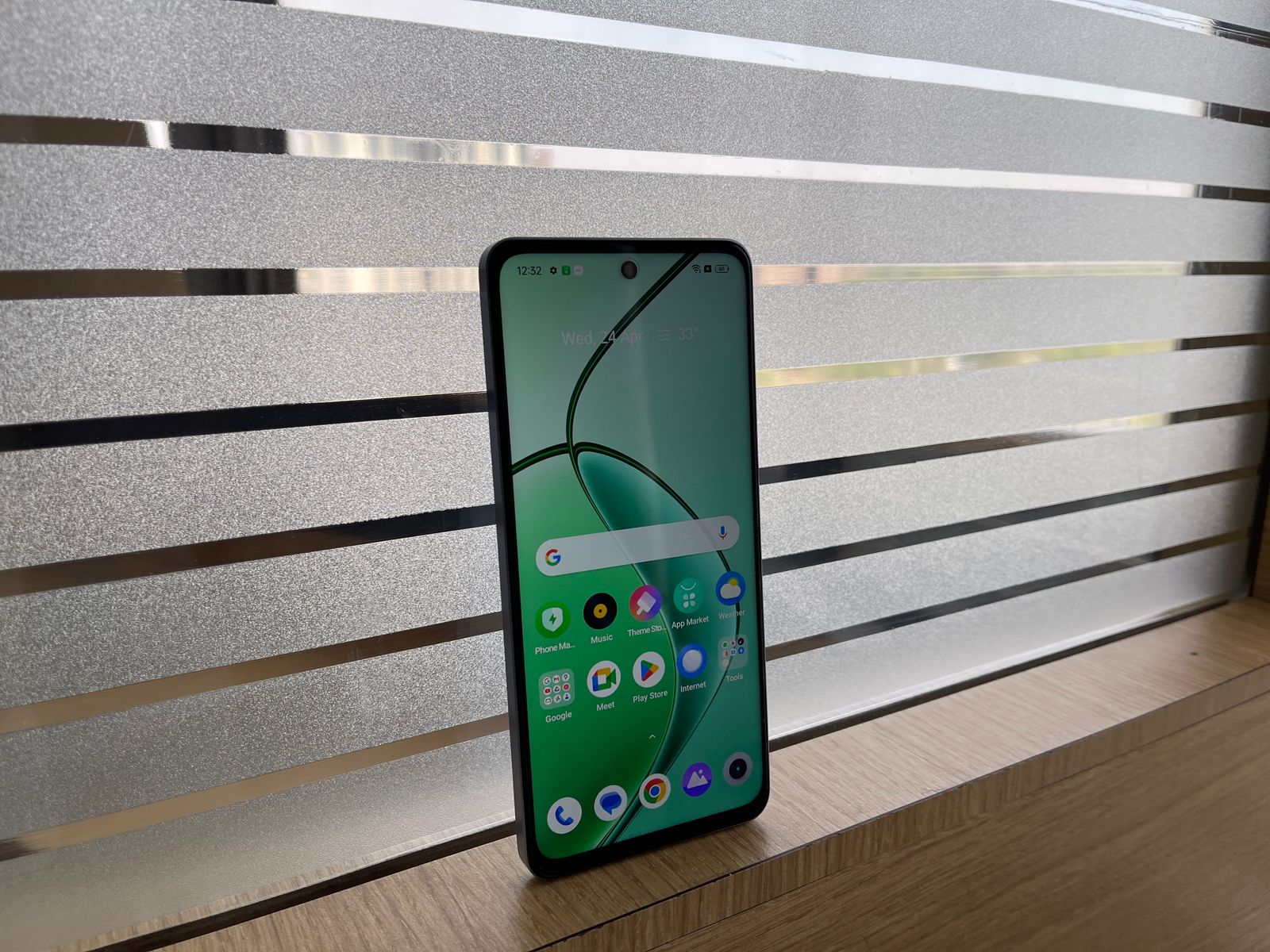Realme Narzo 70x: Performance and Features