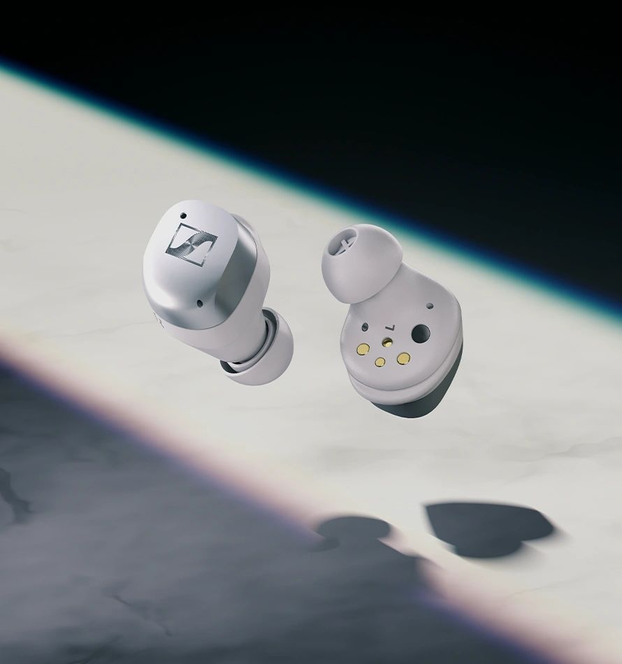 It comes with advanced features like TrueResponse dynamic drivers