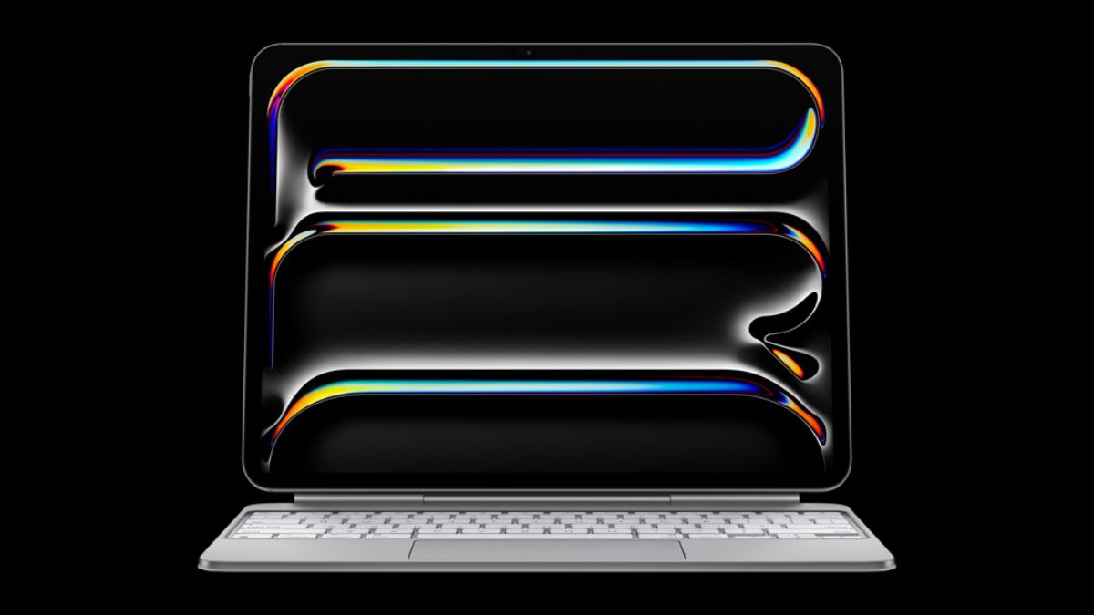 New Magic Keyboard enhances the M4 iPad Pro's functionality, rivaling laptops.