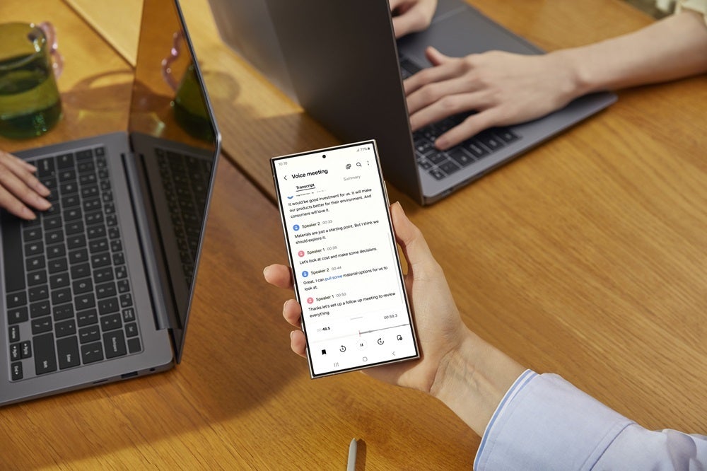 Samsung One UI 6.1 update extends to older Galaxy devices including S22 and S21 series.