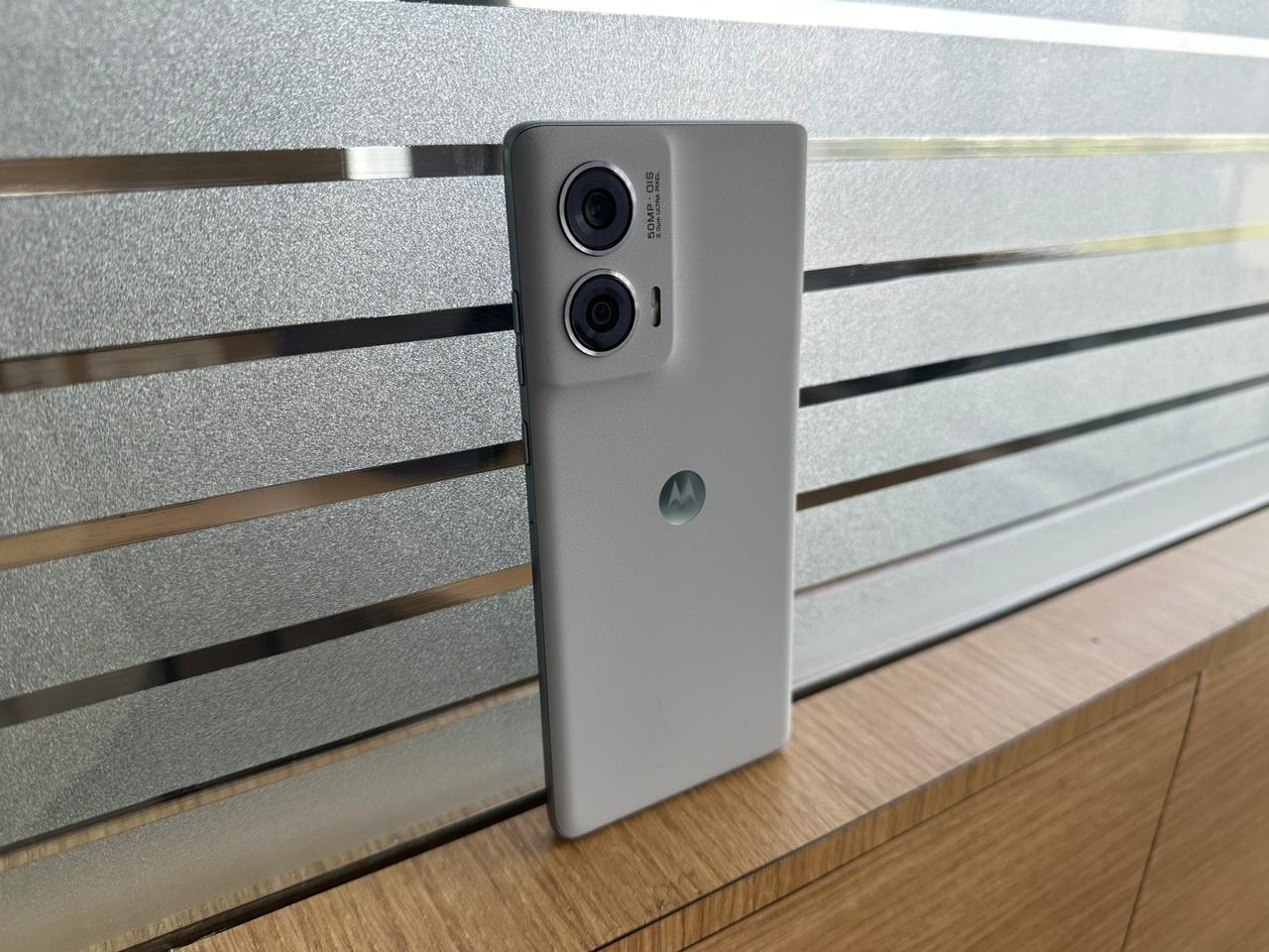 Moto Edge 50 Fusion: Design