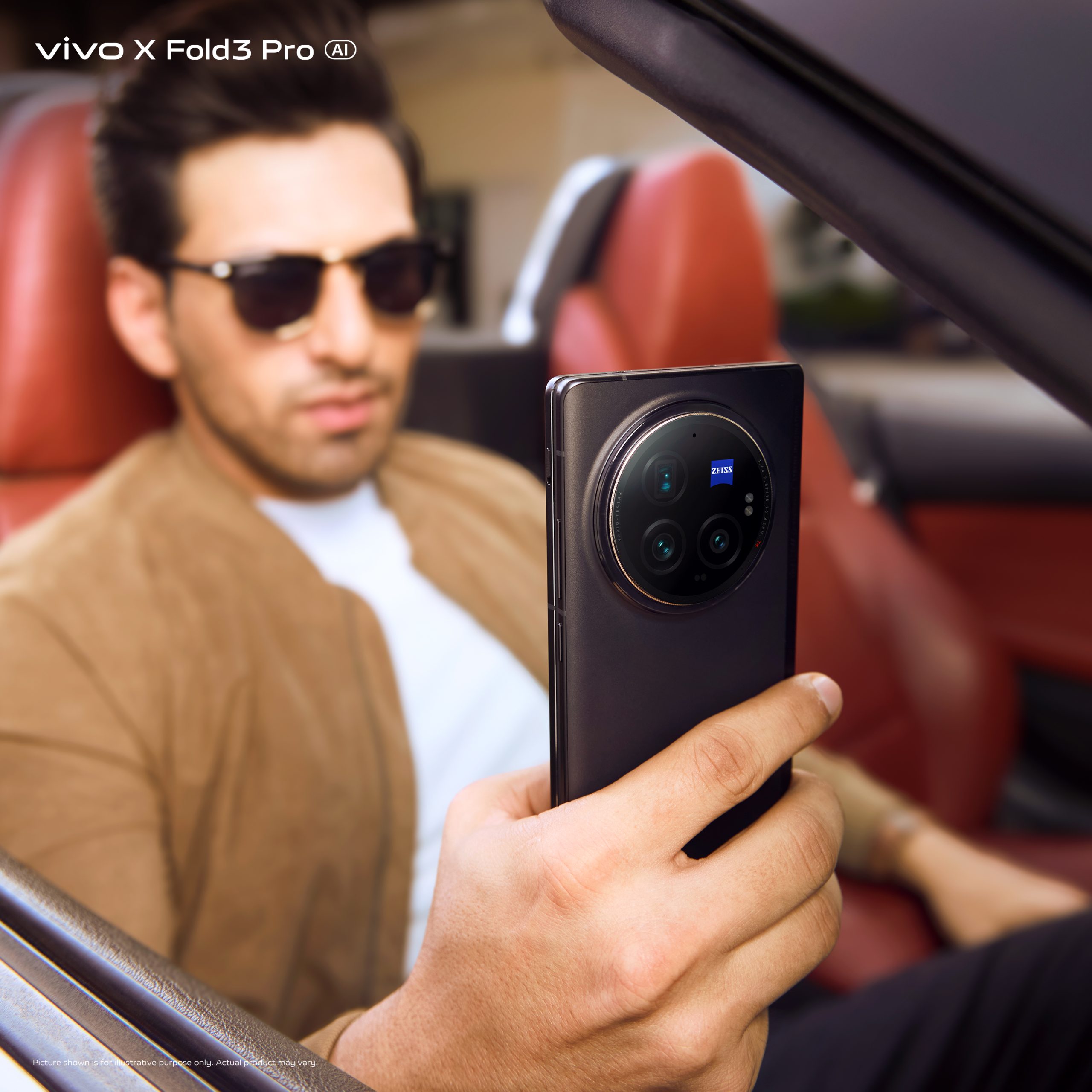 X Fold3 Pro AI_Lifestyle CGI 2 (1)