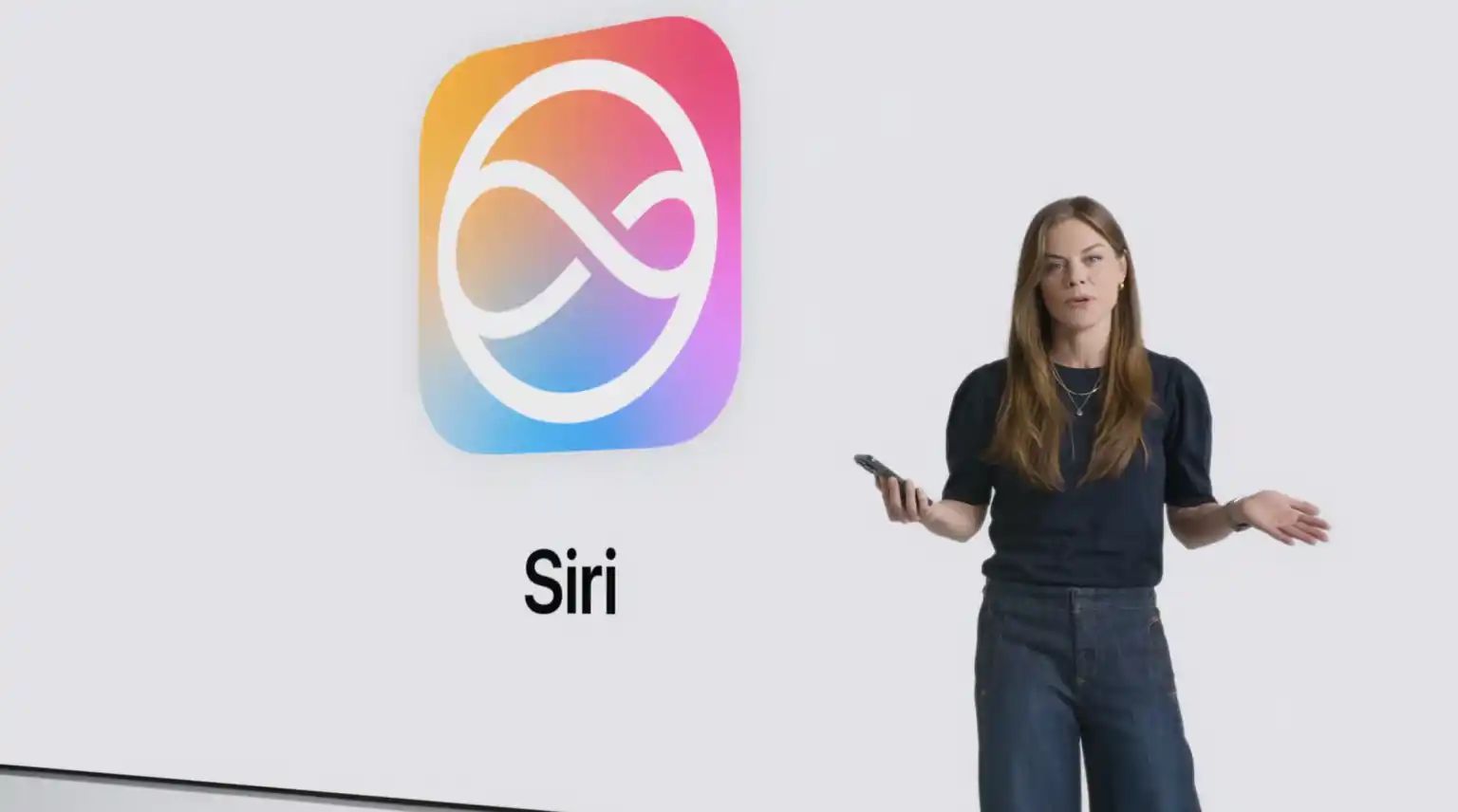 Apple Intelligence New Siri