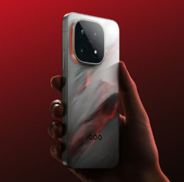  iQOO 15 render. (Image credit - iQOO)