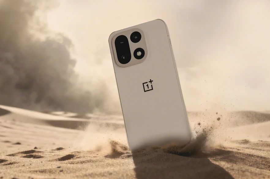 OnePlus 15. (Image credit - OnePlus)