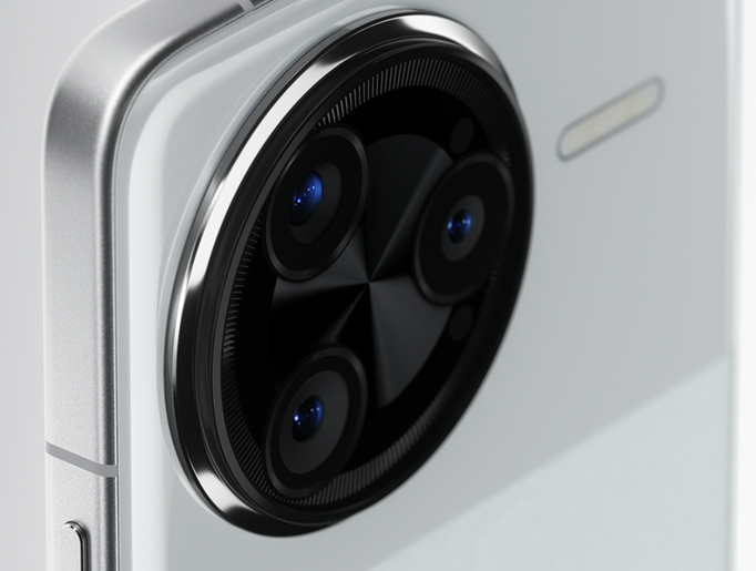 A look at the Redmi K80 Pro camera module for reference. (Image credit - Xiaomi)