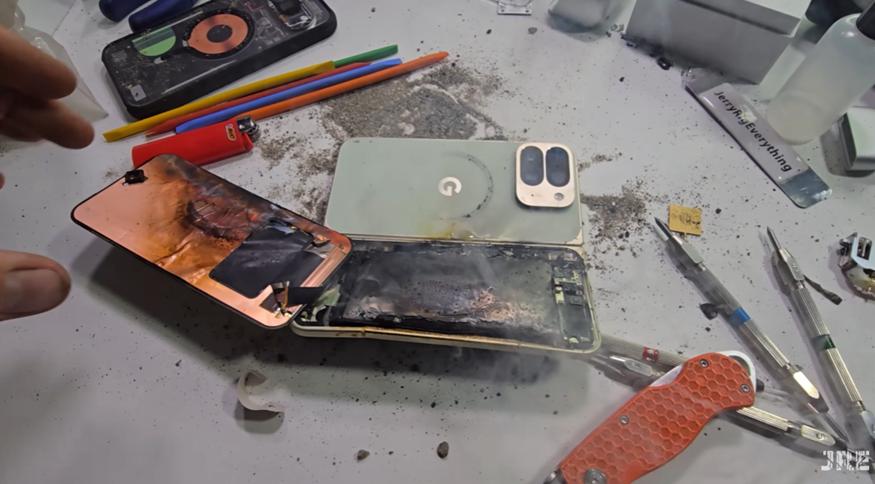  Google Pixel 10 Pro Fold caught fire. (Credit - JerryRigEverything On YouTube)