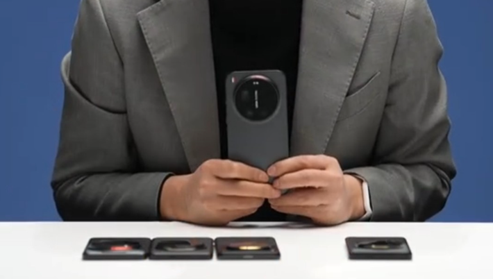  Xiaomi 17 Ultra features the official hands-on video. (credit - Xiaomi)