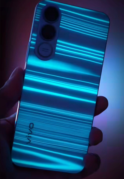 Vivo V70 FE leaked hands-on image. (Credit - @saaaanjjjuuu on X)