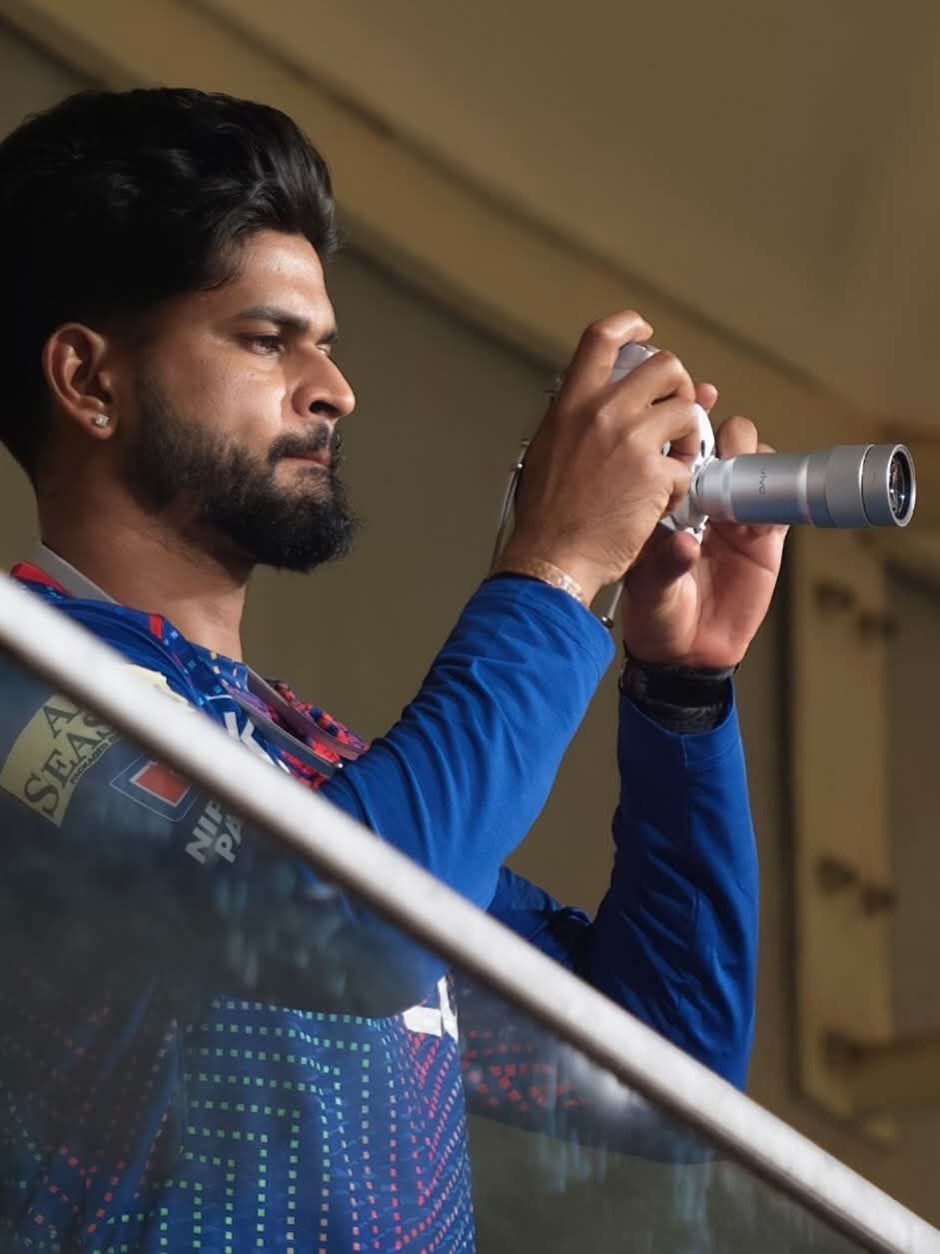 Shreyas Iyer Teases Vivo X300 Ultra ahead of its launch (Pic Credit: Sanju Choudhary)