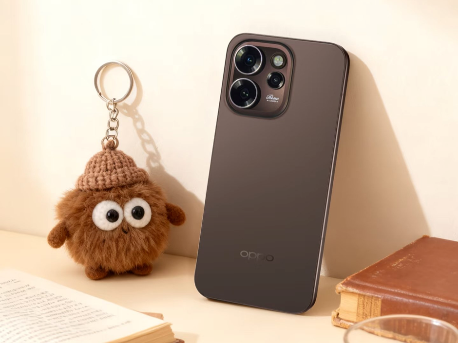 Caption: Oppo Reno 16 series is expected to keep its premium look with slim metal frame and curved edges (Pic Credit: Tech Home)