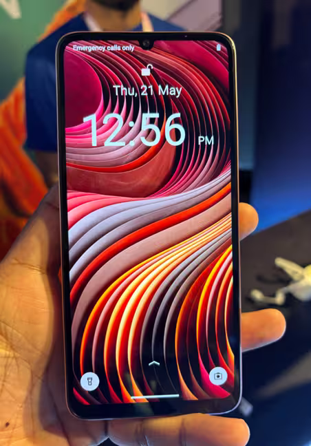 HMD Vibe 2 5G display.
