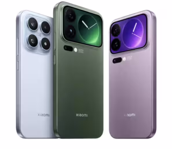 Xiaomi 17 Pro in the picture for reference.