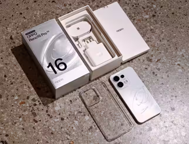 Oppo Reno 16 Pro in the boxing contents. (Image credit - @sondesix on X)