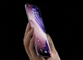 Apple’s iPhone 20 Rumoured to Use iPhone Air’s Curved Glass Design