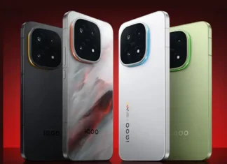 iQOO 16 Display Teased, Could Bring Major Upgrade Over iQOO 15 iQOO 16 Display Teased